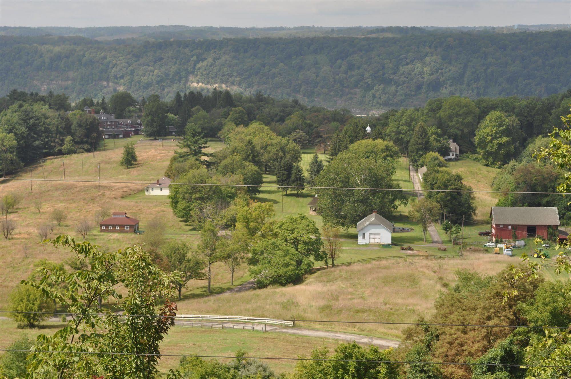 Aspen Manor Resort Wellsburg Exteriér fotografie